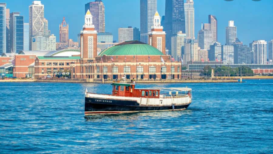 Chicago: Historic Architecture Chicago River Small Boat Tour - Key details before you board