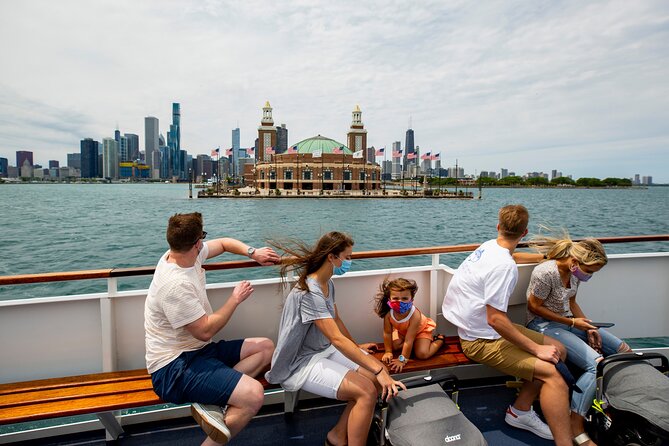 Chicago Lake and River Architecture Tour - Why Chicago’s skyline makes more sense from a boat