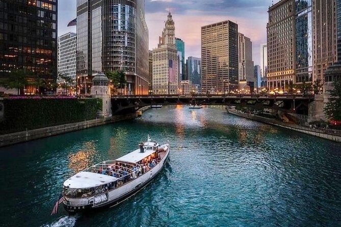 Chicago Luxury Minibus City Tour and Architecture River Cruise - Group Size, Comfort, and Pace