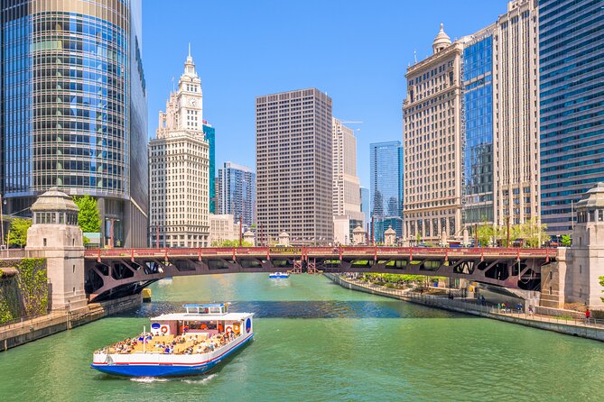 Chicago Premium Driving Tour with River Boat Cruise and Sky Deck - What the price is really buying