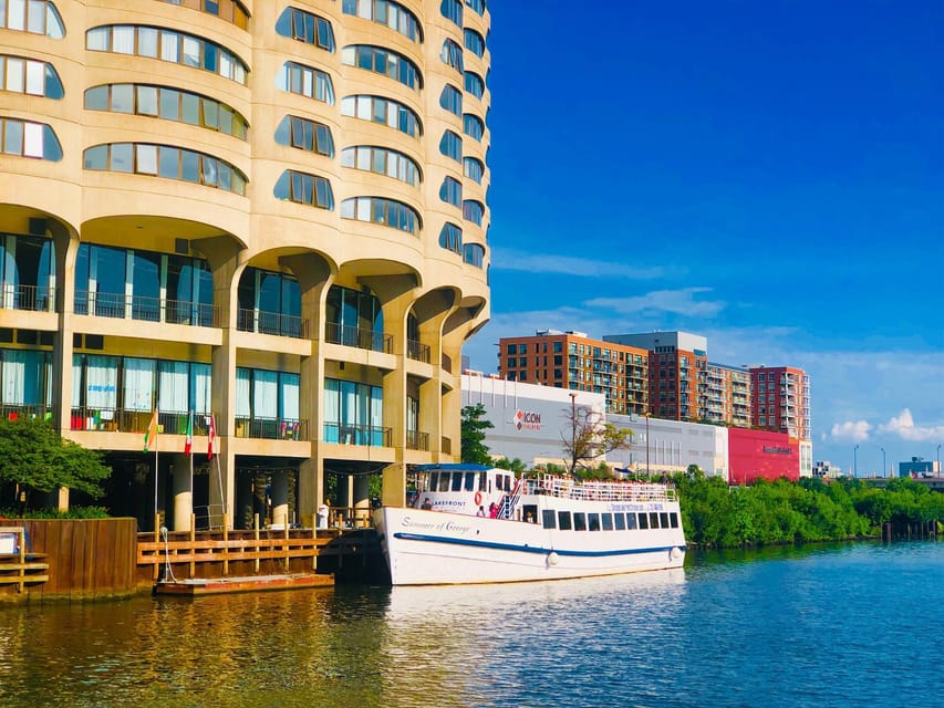 Chicago River: 90-Min Architecture Boat Tour - Should you book the Chicago River architecture cruise?