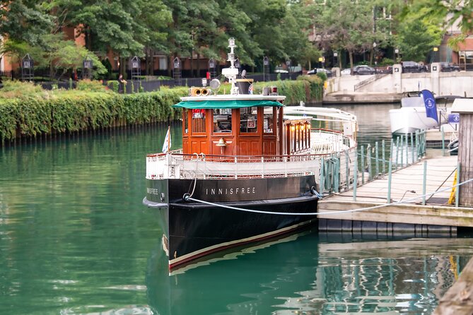 Chicago River Architecture Tour Aboard a Historic Yacht - The Wrigley Building: an icon viewed from the river