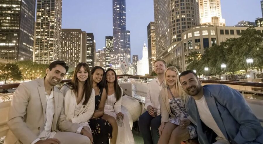 Chicago River: Guided Sunset Cocktail & Architecture Tour - Key things to know before you book