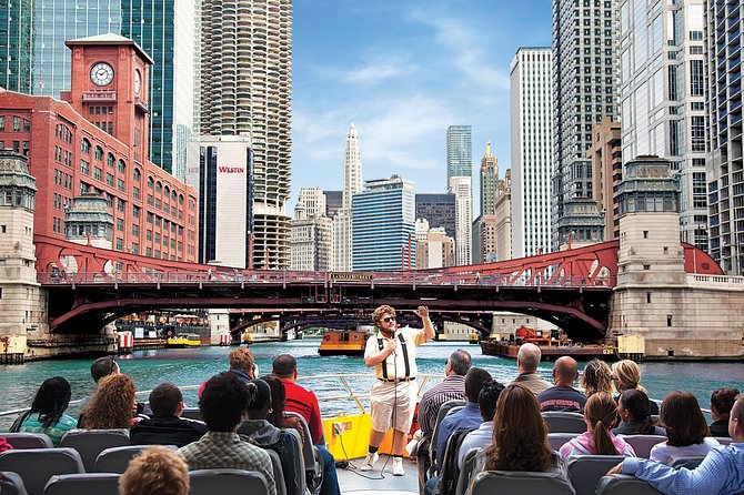 Chicago Seadog River & Lake Architectural Tour - Two Chicago tours packed into 75 minutes