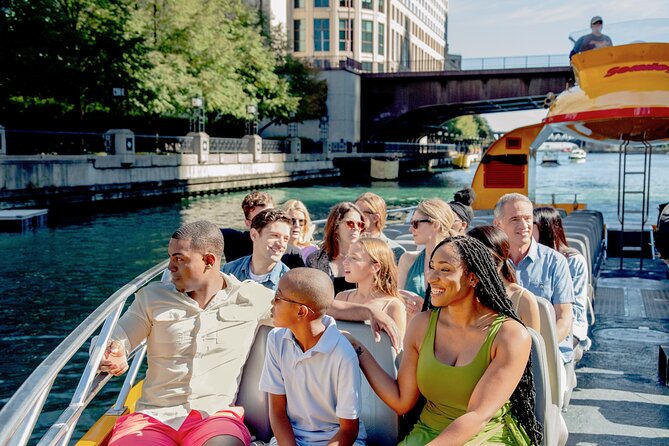 Chicago Seadog River & Lake Architectural Tour - Why the locks and river reversal are worth your attention