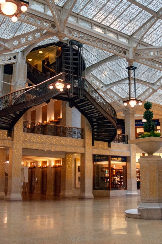 Chicago: Secret Interiors Architecture Walking Tour - The Field Building and the scale of downtown ambition
