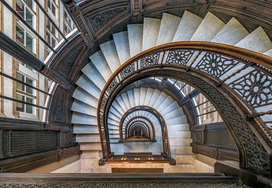 Chicago: Secret Interiors Architecture Walking Tour - The Marquette Building and details at eye level