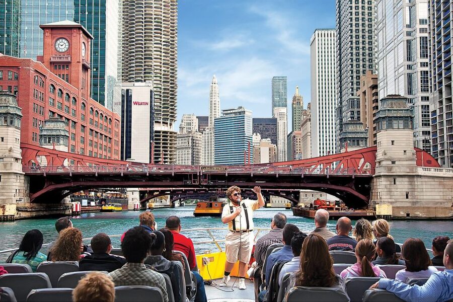 City Cruises Chicago: 75-min Speedboat Architecture Cruise - Willis Tower and the Civic Opera House