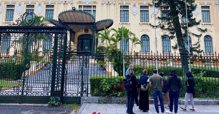Coffee, History, and Architecture of the French Quarter - Why this French Quarter walk works