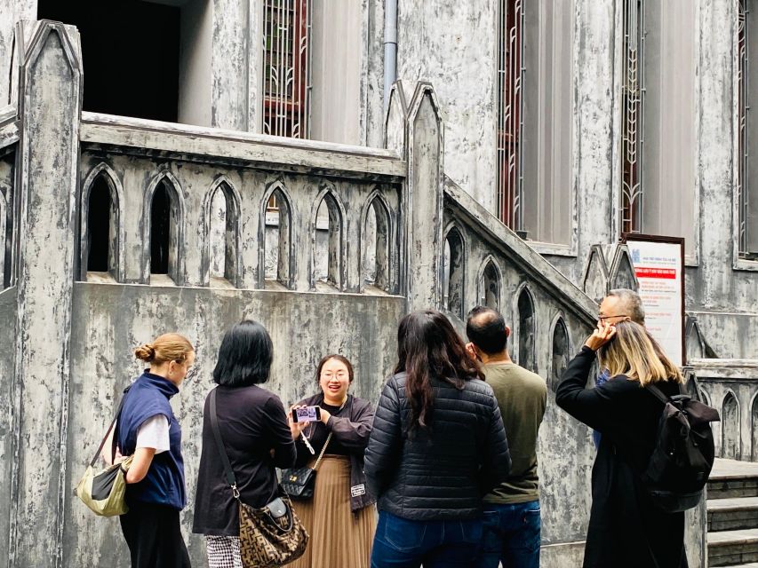 Coffee, History, and Architecture of the French Quarter - Walking through the French Quarter