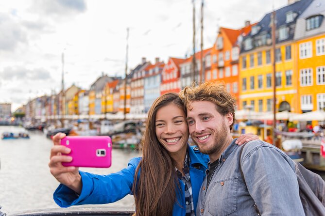Copenhagen City, Old Town, Nyhavn, Architecture Walking Tour - Starting at the Lur Blowers near City Hall