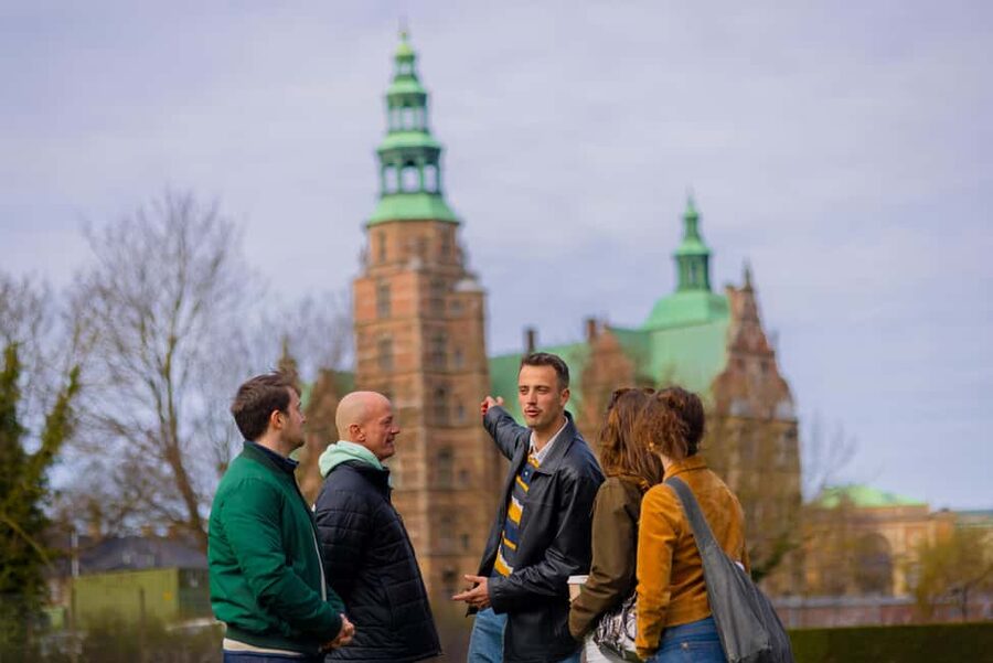 Copenhagen: Danish Design and Architecture Walking Tour - Finishing at Designmuseum Danmark