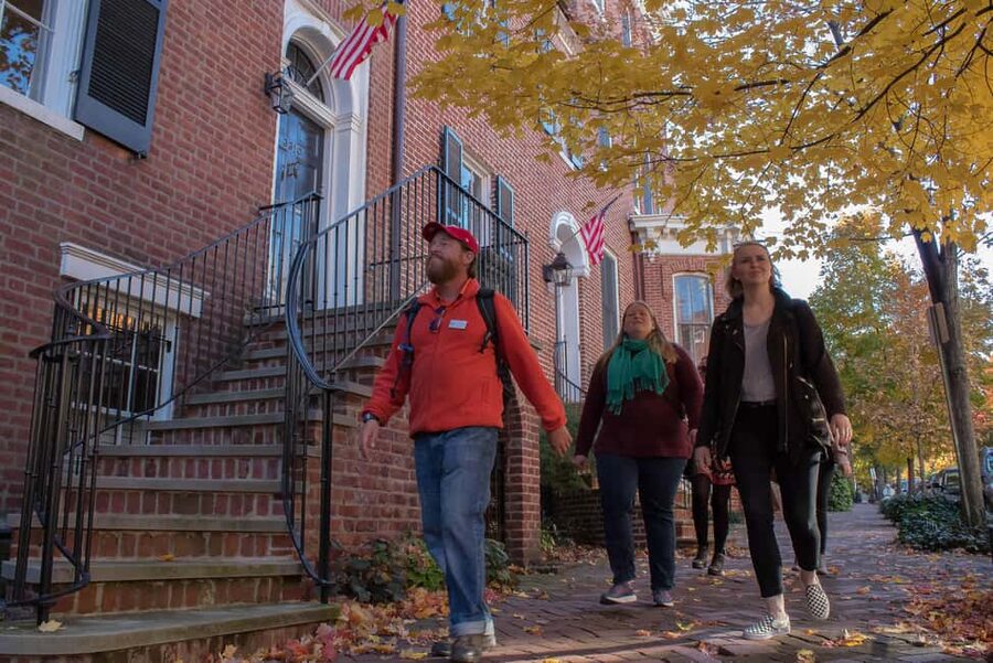DC: Georgetown History & Architecture Tour with Local Guide - Key points at a glance