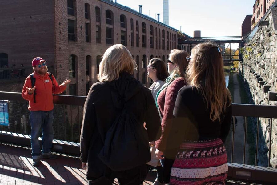 DC: Georgetown History & Architecture Tour with Local Guide - Why Georgetown makes such a good walking tour