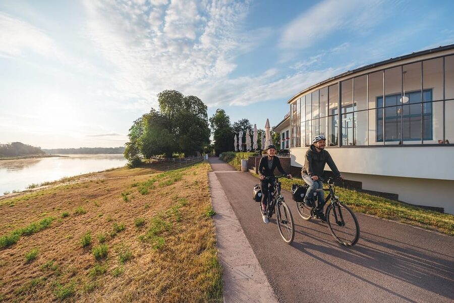 Dessau: Bauhausbauten Radtour - Who should book the Dessau Bauhaus bike tour?