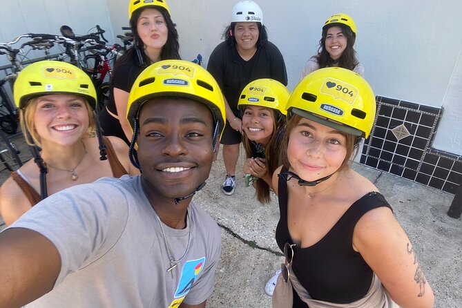 Electric Bike Art and Architecture Guided Tour in Jacksonville - Riverside, Avondale, and Springfield by bicycle