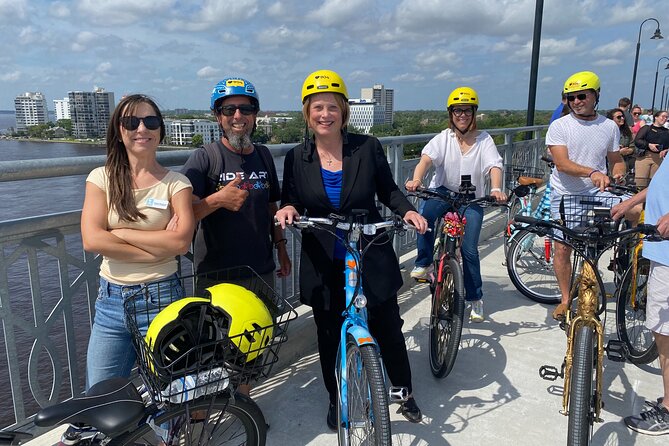 Electric Bike Art and Architecture Guided Tour in Jacksonville - How much art is really included?