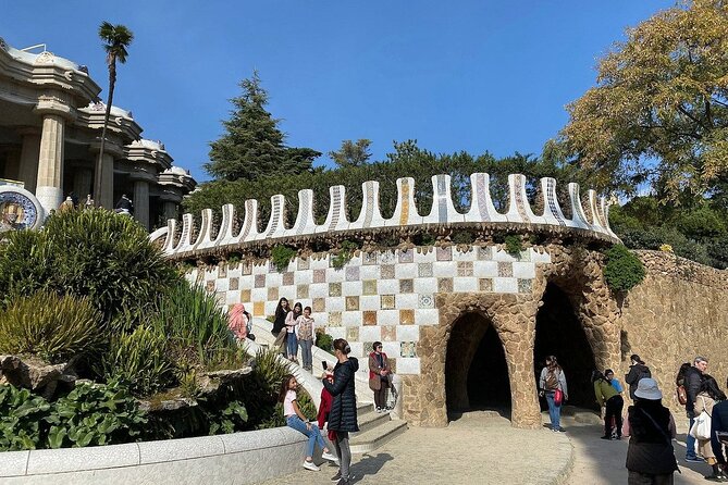 Explore Gaudi's Masterpiece on a Guided Tour of Parque Guell - The Guided Walk Through Gaudí’s Park