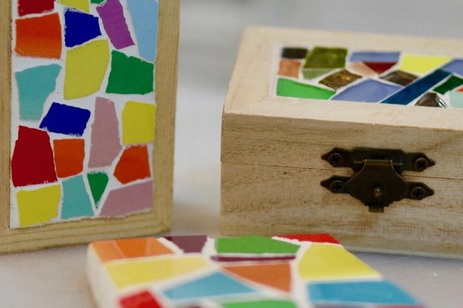 Feel like Gaudí: Barcelona Mosaic Workshop with Tour - Making a trencadís souvenir at Mosaiccos