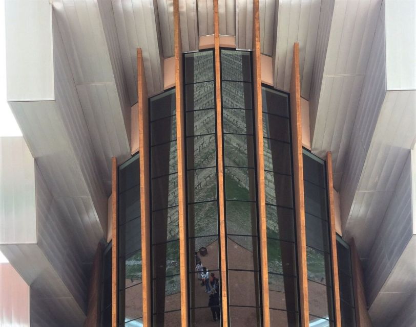 From Bilbao: Rioja Architecture and Wine Tour - Walking the medieval streets of Laguardia
