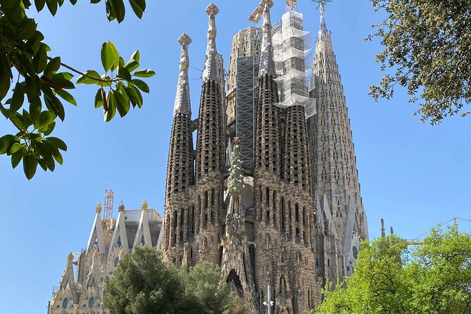 Gaudí and Sagrada Familia Private Tour in Barcelona - Two Hours Inside the Sagrada Família