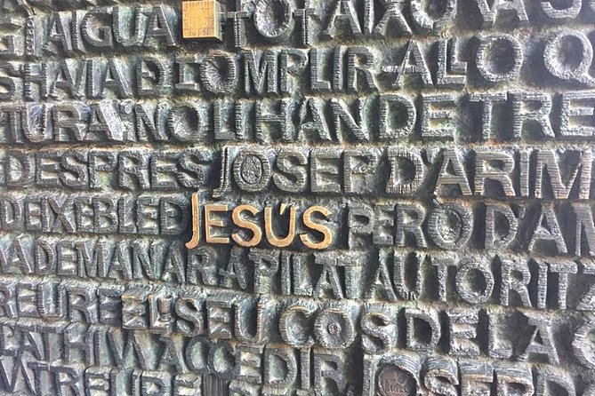 Gaudí Essential : Sagrada Familia Guided Tour - What the two-hour schedule means
