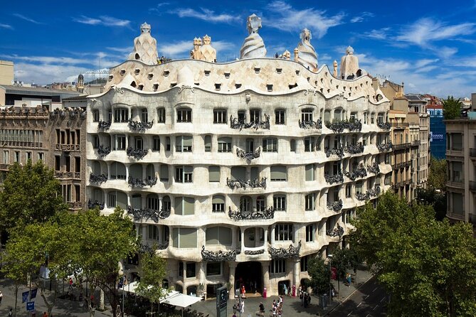 Gaudi Guided Tour: Casa Batllo, La Pedrera & Casa Vicens - Why these three Gaudi houses matter