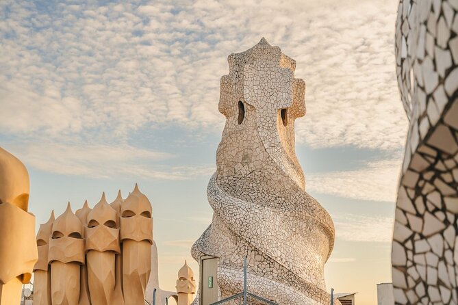 Gaudi Guided Tour: Casa Batllo, La Pedrera & Casa Vicens - Starting on Passeig de Gràcia at 3 p.m.