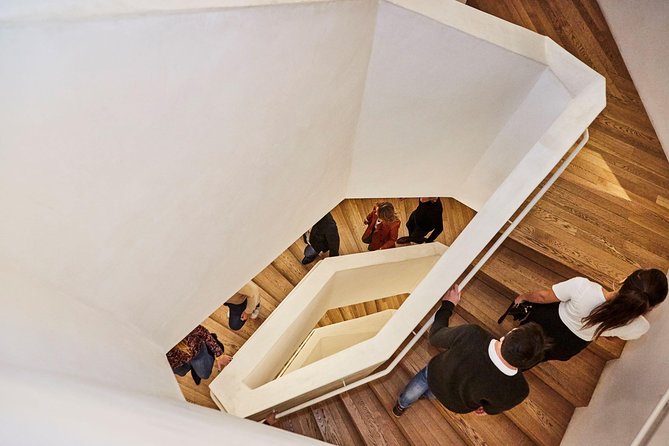 Gaudi´s Casa Vicens Skip the Line Ticket with Audioguide - Timing your visit for the best experience
