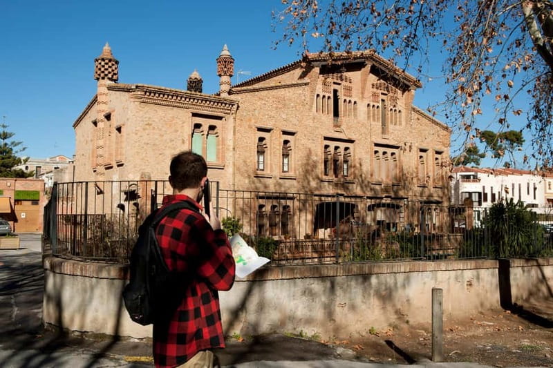 Gaudi's Crypt in Colonia Güell with Audioguide - Why Colonia Güell is worth the short trip from Barcelona