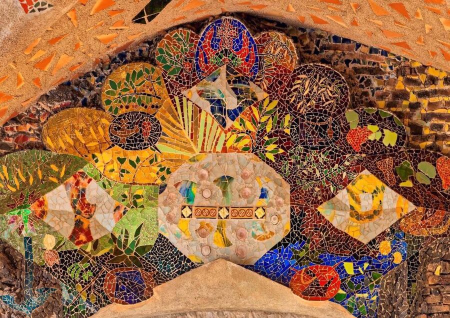 Gaudi's Crypt in Colonia Güell with Audioguide - Walking through the Modernist colony