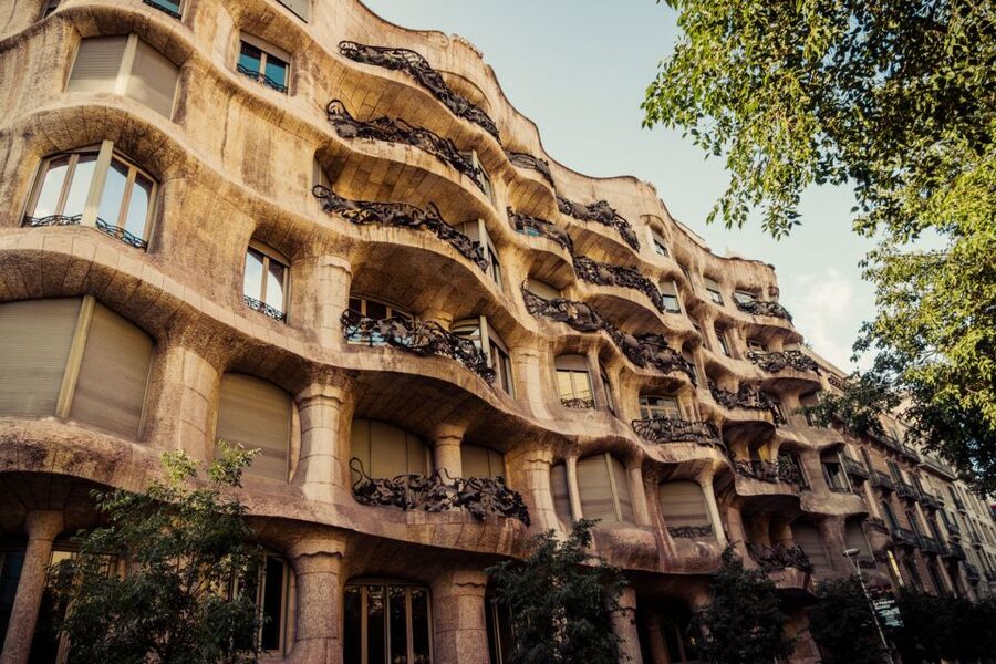 Gaudi's Masterpieces Private Tour in Barcelona - Four Gaudí landmarks, one well-packed day