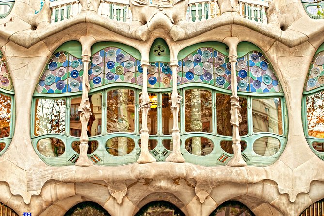 Gaudi's Modernist Legacy: Small Group Walking Tour - Passeig de Gràcia and Barcelona’s grandest façades