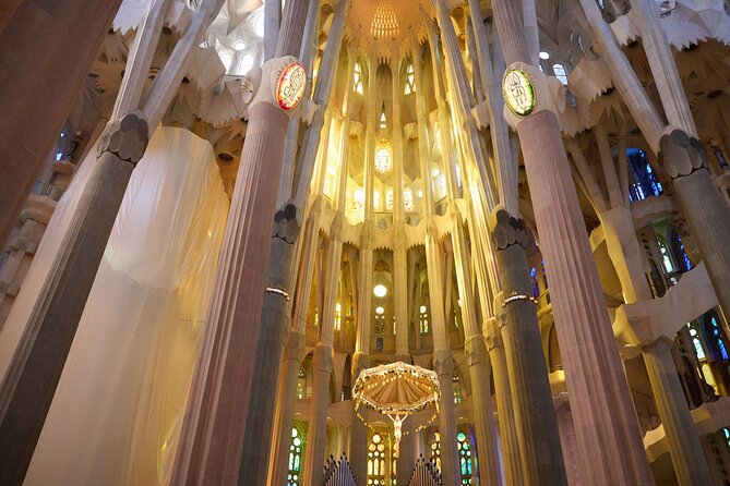 Gaudis Sunset Sagrada Familia and Parc Güell Guided English Tour - Sunset views from Park Güell