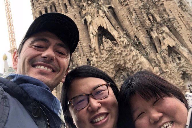 Golden Hour in Gaudi's Sagrada Familia with expert Guide - Who will enjoy this Sagrada Familia tour?