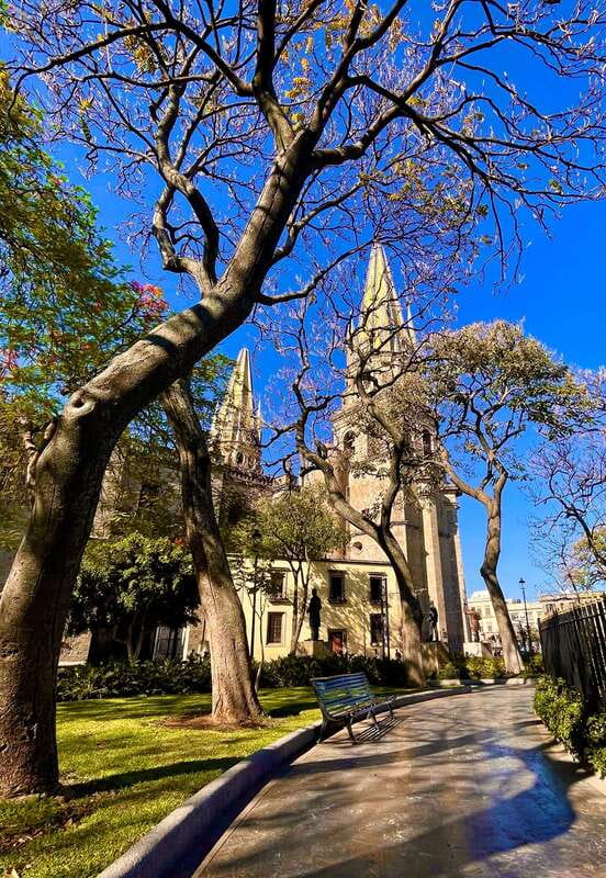 Guadalajara: Private Food Tour and Architecture Sightseeing - Key points at a glance