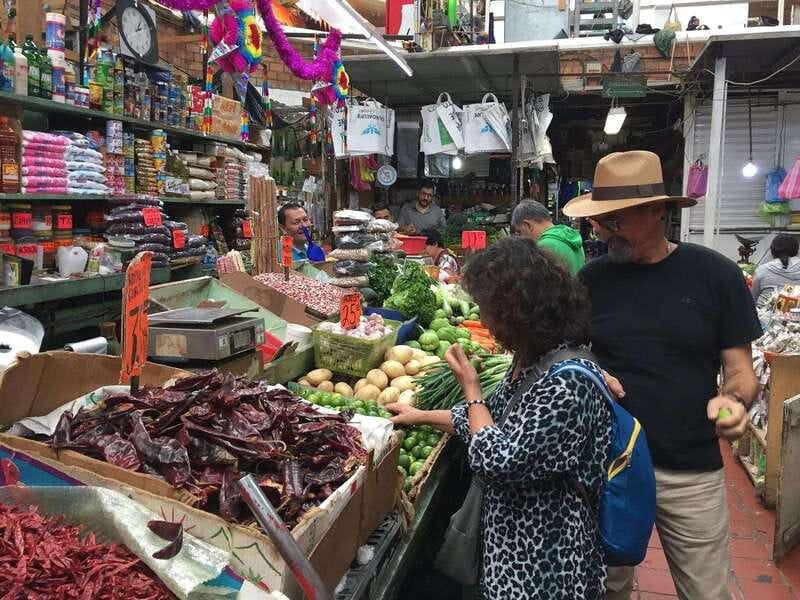 Guadalajara: Private Food Tour and Architecture Sightseeing - Meeting at Museo de Cera