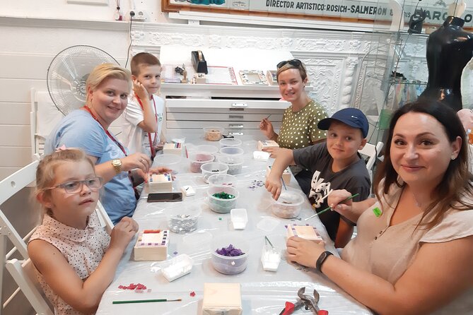 Guided Gaudí Mosaic Workshop for Children in Barcelona 1 Hours - Why this small workshop fits a Barcelona family trip