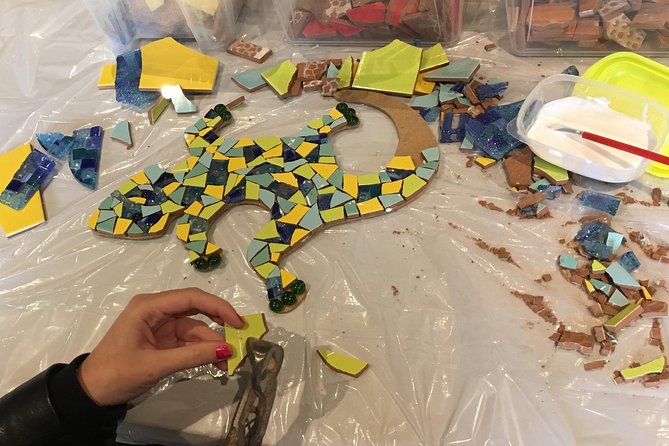 Guided Gaudí’s Trencadís Mosaic Workshop in Barcelona 4 Hours - Four hours at the worktable