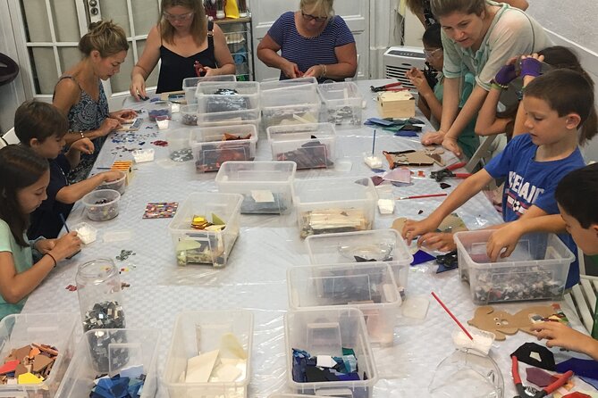 Guided Gaudí Trencadís Mosaic Workshop in Barcelona 2 Hours - Cutting, arranging, and learning by doing