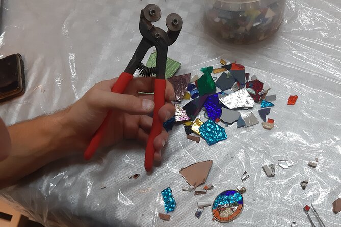 Guided Tiffany Jewellery Workshop in Barcelona 2 Hours - What the Trencadís Technique Adds