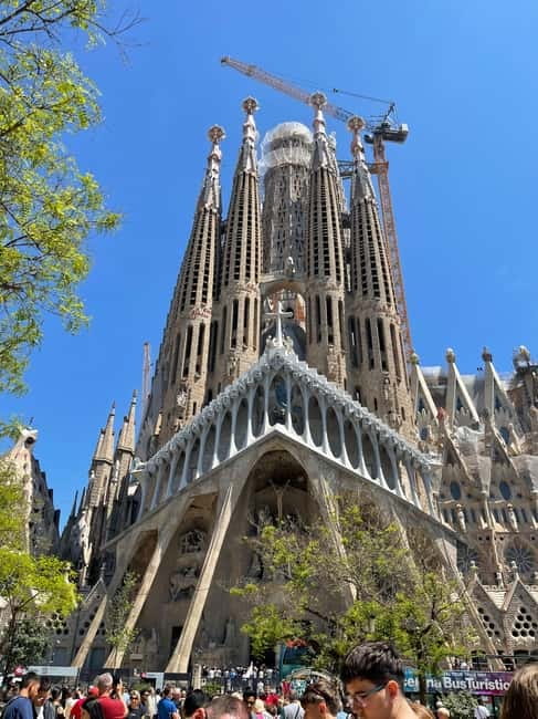 Guided Tour of Sagrada Familia - Gaudi's dream - The Nativity Facade and Gaudí’s natural world