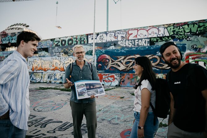 Hidden Architectural Gems of Munich (Max. 16 guests) - Street Art and the Creative World of Bahnwärter Thiel