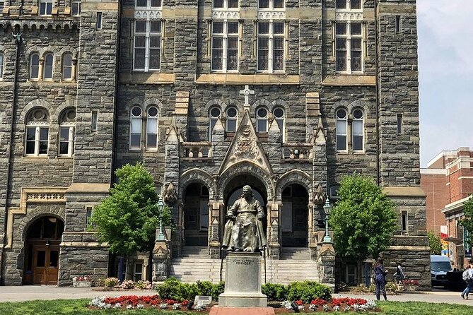 Historic Georgetown: History, Gossip, & Architecture Walking Tour - Martin’s Tavern and Georgetown’s Social History