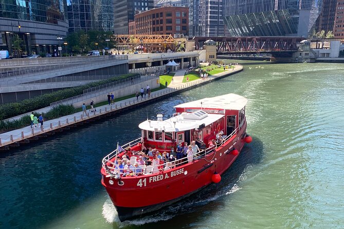 Historical and Architectural Chicago Fireboat River & Lake Cruise - Key points at a glance