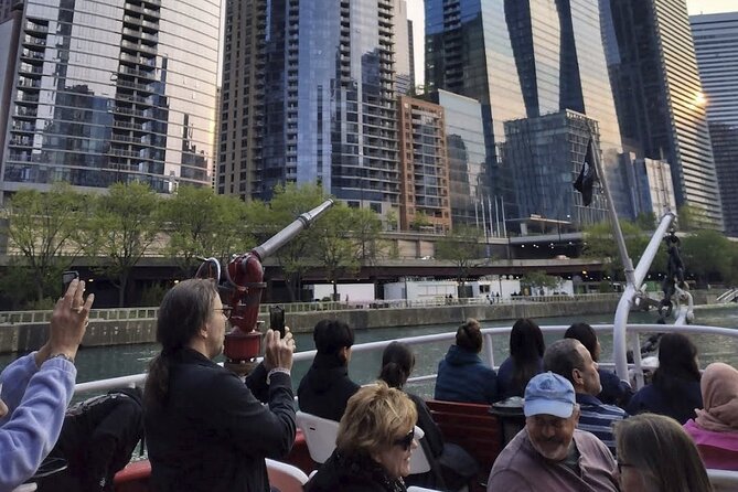 Historical and Architectural Chicago Fireboat River & Lake Cruise - How the $47 price holds up