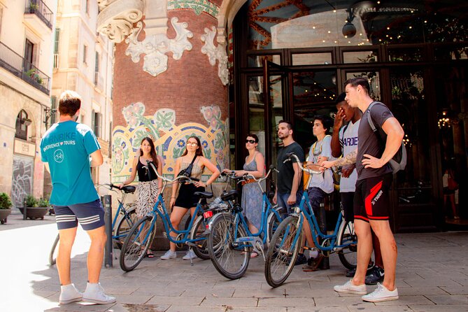 Historical and Modernist Bike Tour Barcelona - Starting in the Gothic Quarter