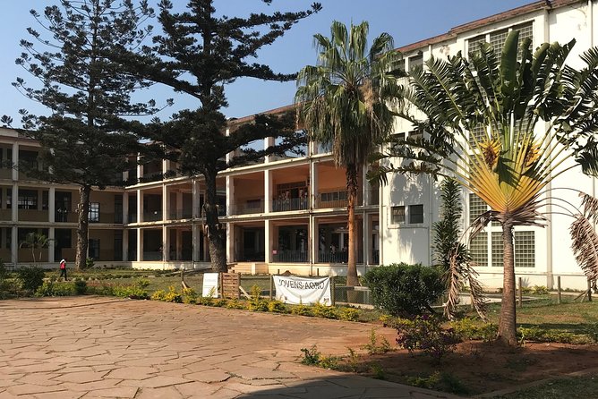 Indispensable Maputo Art and Architecture Walking Tour - Why this short Maputo walk works