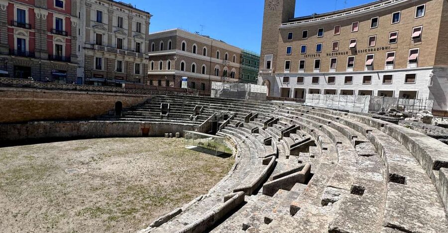 LECCE: AMONG ARCHITECTURAL TREASURES IN THE LECCE BAROQUE - Key points at a glance