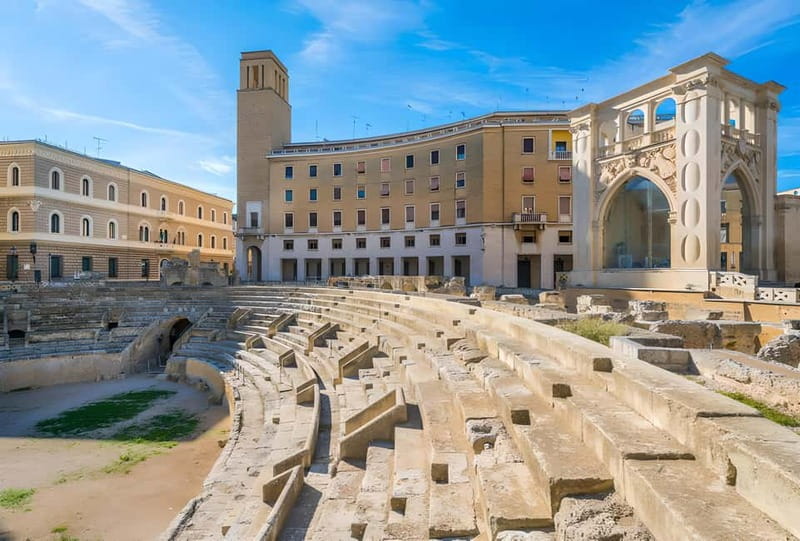 Lecce: Baroque Architecture and Underground Walking Tour - What the guides add to the experience
